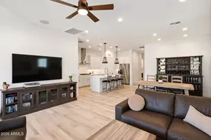 21641 N 59th St, Phoenix, AZ 85054 - Photo 12