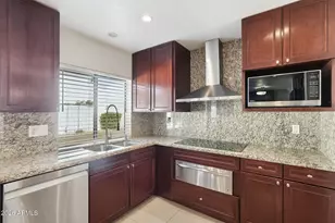 3224 E Taro Ln, Phoenix, AZ 85050 - Photo 8