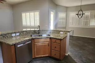1354 E Locust Dr, Chandler, AZ 85286 - Photo 4