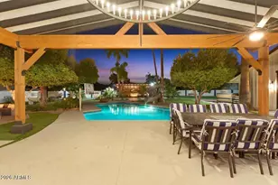 9026 N 67th Street N, Paradise Valley, AZ 85253 - Photo 10