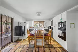 3602 N 64th Dr, Phoenix, AZ 85033 - Photo 8