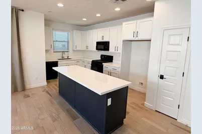 25599 N 144th Lane, Surprise, AZ 85387 - Photo 6