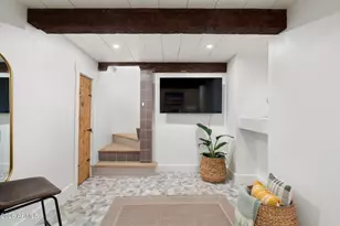 57 W Vernon Ave, Phoenix, AZ 85003 - Photo 24