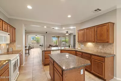 28059 N 123rd Lane, Peoria, AZ 85383 - Photo 10
