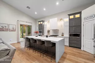 1360 E Dana Pl, Chandler, AZ 85225 - Photo 4