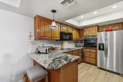 17404 N 99th Avenue #310, Sun City, AZ 85373 - Photo 12