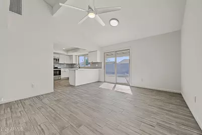19236 N 22nd Lane, Phoenix, AZ 85027 - Photo 8