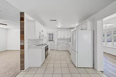 1008 E Friar Avenue, Apache Junction, AZ 85119 - Photo 8