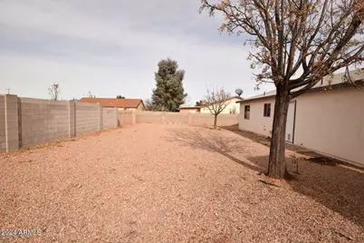 105 Buckskin Drive, Huachuca City, AZ 85616 - Photo 12
