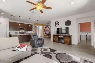 9221 W Willow Bend Ln, Phoenix, AZ 85037 - Photo 12