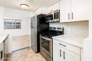 7126 N 19th Ave, Phoenix, AZ 85021 - Photo 10