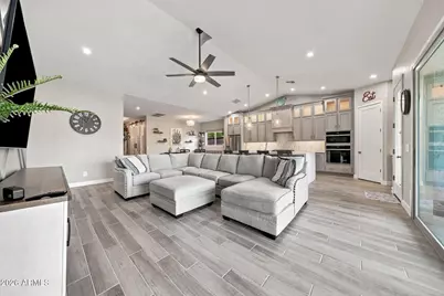 21518 W Minnezona Avenue, Buckeye, AZ 85396 - Photo 10