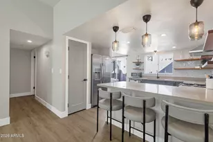 822 E Fern Dr S, Phoenix, AZ 85014 - Photo 6