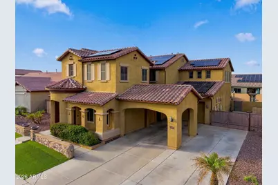 16786 W Jackson Street, Goodyear, AZ 85338 - Photo 2