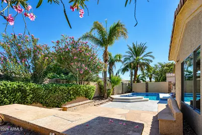 462 W Carob Drive, Chandler, AZ 85248 - Photo 4