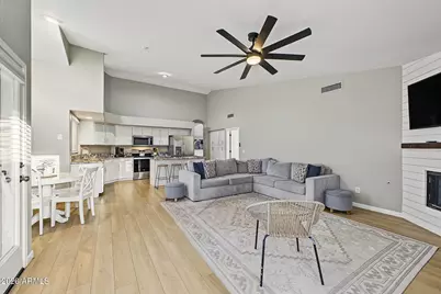 19942 N 78th Lane, Glendale, AZ 85308 - Photo 10