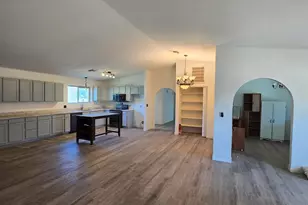 7831 N 185th Ave, Waddell, AZ 85355 - Photo 38