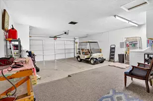 18446 N 104th Ave, Sun City, AZ 85373 - Photo 28