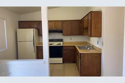 4813 E Caballero Circle #Apt 2, Mesa, AZ 85205 - Photo 4