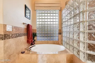 6519 W Crest Lane, Glendale, AZ 85310 - Photo 22