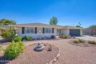 9321 W Briarwood Cir, Sun City, AZ 85351 - Photo 2