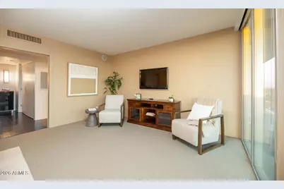 2323 N Central Avenue #1401, Phoenix, AZ 85004 - Photo 12