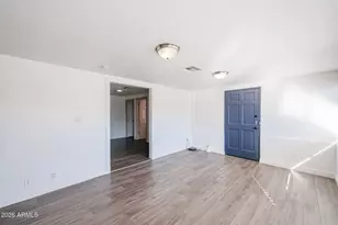 934 E Whitton Ave, Phoenix, AZ 85014 - Photo 4