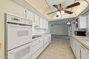 13204 W Marble Dr, Sun City West, AZ 85375 - Photo 14