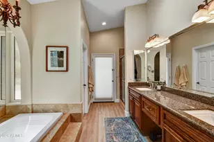 6819 E Winchcomb Dr, Scottsdale, AZ 85254 - Photo 20