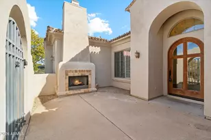 8451 E High Point Dr, Scottsdale, AZ 85266 - Photo 4