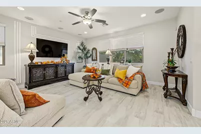 8313 E Impala Avenue, Mesa, AZ 85209 - Photo 6