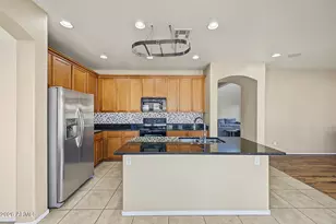 1093 S 220th Dr, Buckeye, AZ 85326 - Photo 10