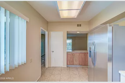 10752 W Peoria Avenue, Sun City, AZ 85351 - Photo 12