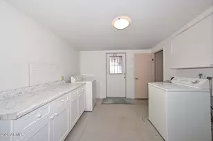 10116 W Peoria Ave, Sun City, AZ 85351 - Photo 14