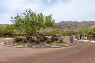 930 E Paseo Way, Phoenix, AZ 85042 - Photo 34