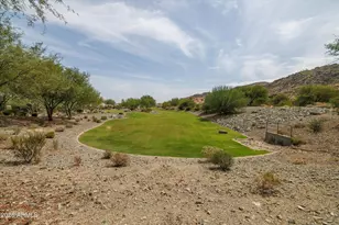 930 E Paseo Way, Phoenix, AZ 85042 - Photo 32