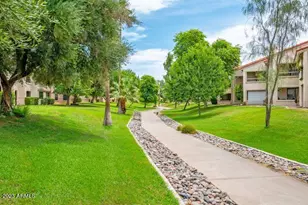 9736 N 95th St, Scottsdale, AZ 85258 - Photo 32