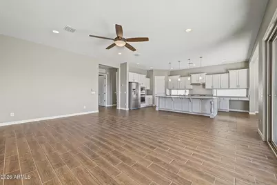 9267 W Denton Lane, Glendale, AZ 85305 - Photo 10