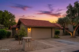 4237 E Sandia St, Phoenix, AZ 85044 - Photo 2