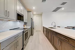 2121 W Sonoran Desert Dr, Phoenix, AZ 85085 - Photo 10