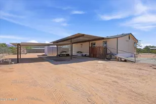 2582 W Smoketree St, Apache Junction, AZ 85120 - Photo 28