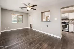 2344 W Mitchell Dr, Phoenix, AZ 85015 - Photo 12