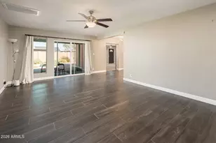 2344 W Mitchell Dr, Phoenix, AZ 85015 - Photo 6