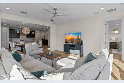 609 E Pasaro Drive, Phoenix, AZ 85085 - Photo 6