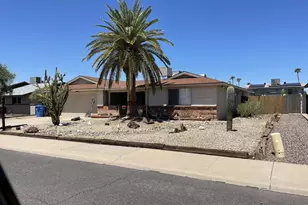 4554 W Paradise Dr, Glendale, AZ 85304 - Photo 1