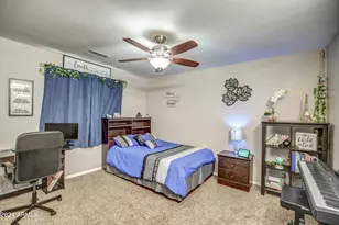 2015 W Davis Rd, Phoenix, AZ 85023 - Photo 30