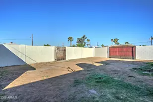 1812 N 32nd Pl, Phoenix, AZ 85008 - Photo 18