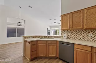 1021 E Linda Ln, Gilbert, AZ 85234 - Photo 16