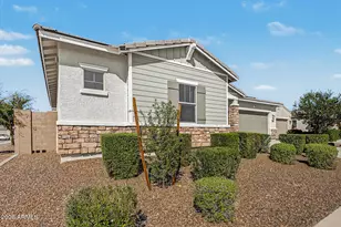 18418 W Medlock Dr, Litchfield Park, AZ 85340 - Photo 2