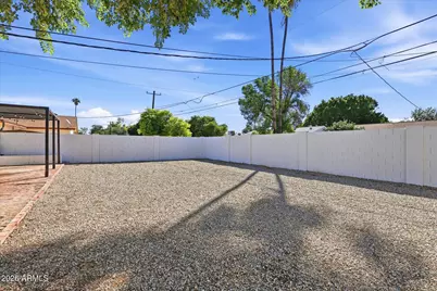 7715 E Earll Drive, Scottsdale, AZ 85251 - Photo 26